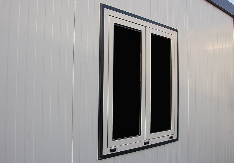Duramax Flat Roof Building 19x10 - Backyard Oasis window details